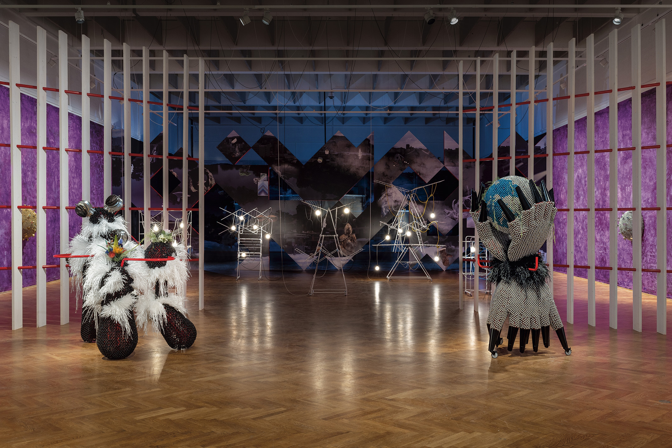 Installation view, Haegue Yang: [em] Double Soul [/em], SMK National Gallery of Denmark, 2022 [br] Photo: Jan Søndergaard [br]