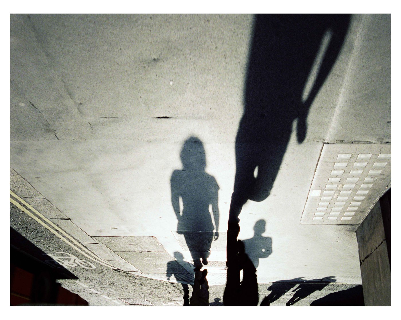 © Mark Lewis: "Rush Hour, Cheapside, Morning and Evening", film still, 2005, 4 minutes, 35 mm, transferred to high definition