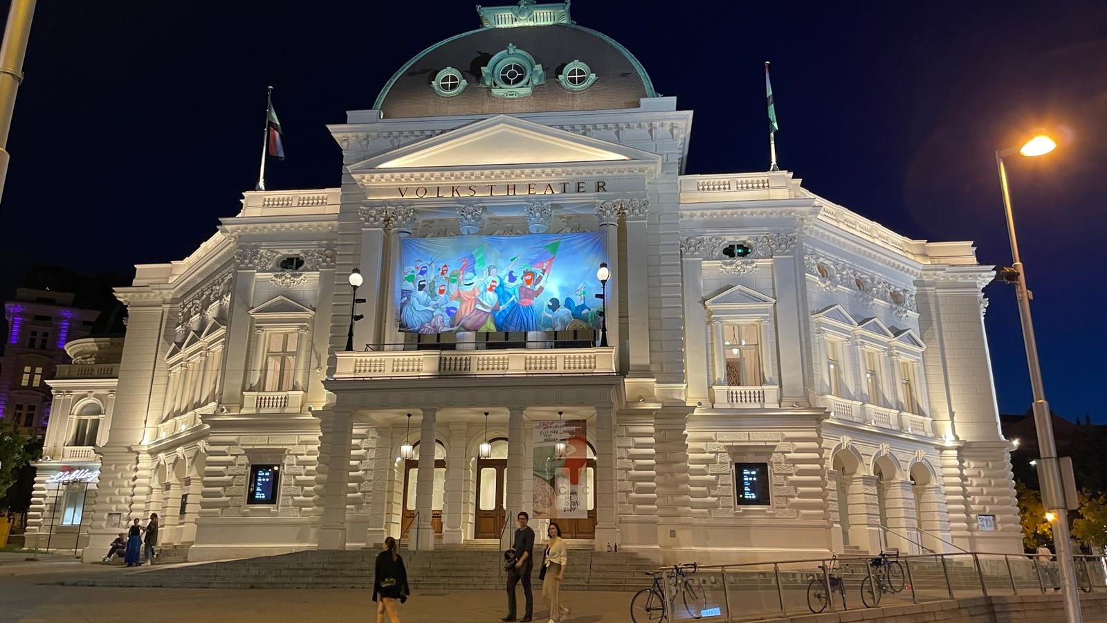 Making of: Prospekt für die Außenfassade des Volkstheaters im Rahmen der Wiener Festwochen, Foto: Jasmin Hammer