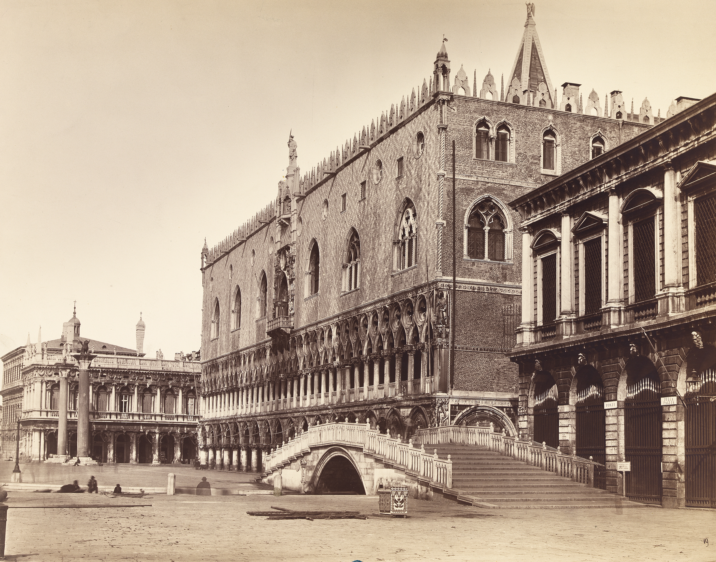 Carlo Naya, [em]The Doge’s Palace with the “Straw Bridge”[/em], after 1877, photography on albumin paper © Graphic Collection of the Academy of Fine Arts Vienna