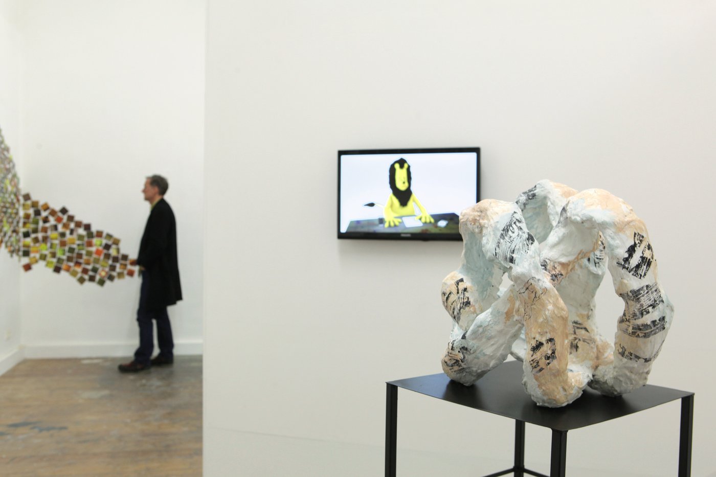 Insight into the sculpture studios, works by (from left to right): Pia Pedersen, Andreas Kalbermatter, Ari Sariannidis, Open days 2014, Photo: Lisa Rastl